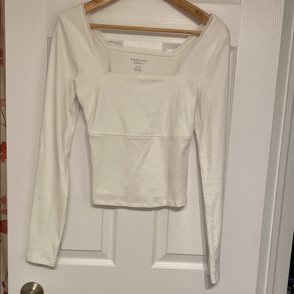American Eagle Outfitters White Lace Trim Top Medium